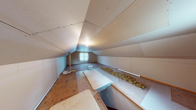 1314 Dunham St, Albert Lea, MN 56007 - bonus room with lofted ceiling