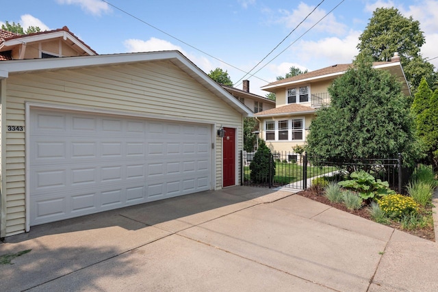 3343 Humboldt Ave S, Minneapolis, MN 55408 - view of front of home featuring an outdoor structure and a detached garage
