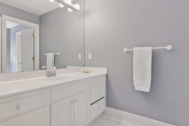 13985 Crowne Hill Ln, Minnetonka, MN 55305 - photo 59