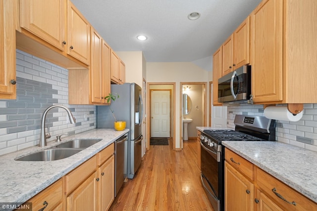 15841 Porchlight Ln, Eden Prairie, MN 55347 - photo 5
