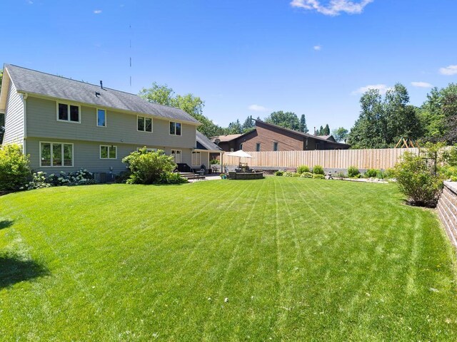 461 Dudley Ave, Shoreview, MN 55126 - view of yard with a patio area