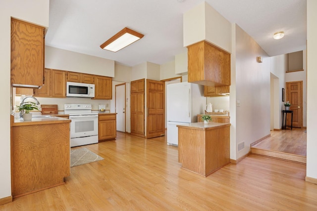 8943 Sylvan Rdg, Eden Prairie, MN 55347 - photo 19
