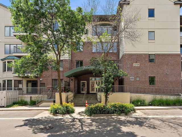 5250 Grandview Sq Unit 2406, Edina, MN 55436 - photo 1