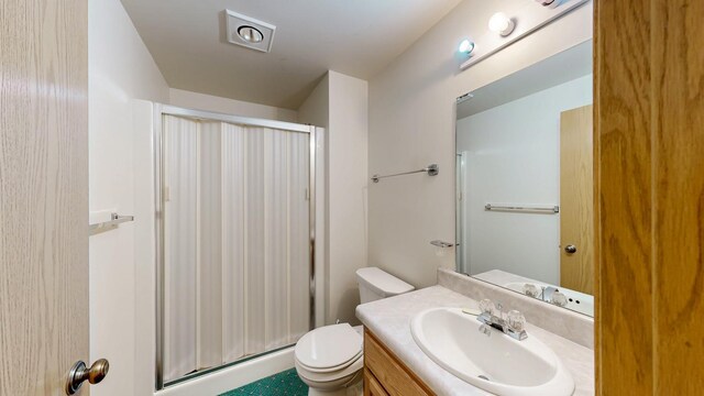 120 6th St SW, Chatfield, MN 55923 - full bath featuring a stall shower and vanity