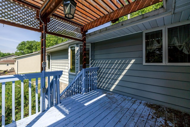 120 6th St SW, Chatfield, MN 55923 - deck featuring a pergola