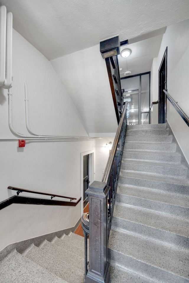 1216 Powderhorn Ter Unit 15, Minneapolis, MN 55407 - photo 25