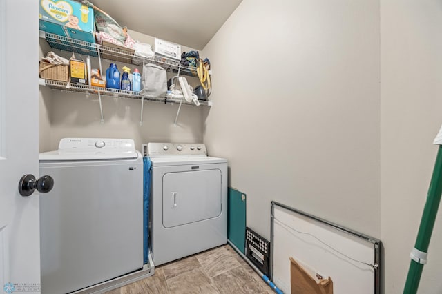 708 30th Ter E, West Fargo, ND 58078 - washroom featuring washer and clothes dryer