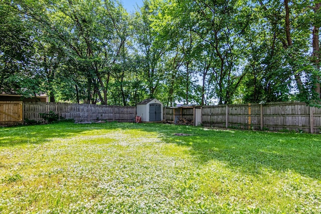 1066 Woodbridge St, Saint Paul, MN 55117 - fenced backyard with a shed