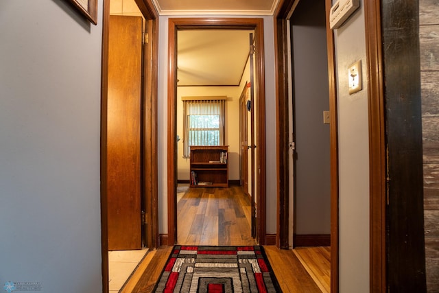 1606 5th St N, Fargo, ND 58102 - corridor with wood finished floors and baseboards