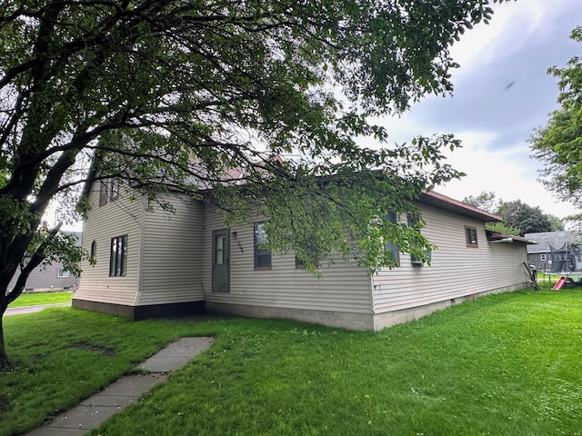 500 Main Ave, Lafayette, MN 56054 - back of house featuring a yard