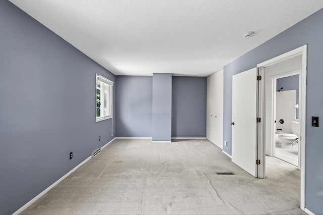 2365 Dorland Ln E, Maplewood, MN 55119 - carpeted empty room featuring a smoke detector and baseboards