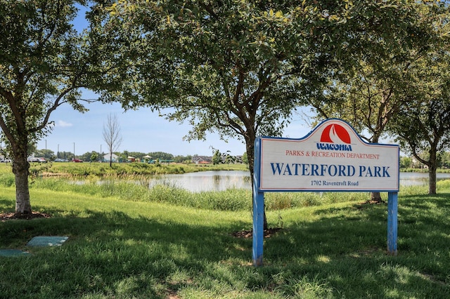 651 Ravencroft Rd, Waconia, MN 55387 - view of community with a water view