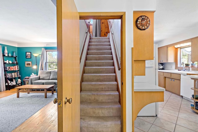 5501 30th Ave S, Minneapolis, MN 55417 - view of stairs