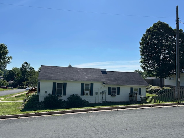 403 Pine St, Glenwood City, WI 54013 - photo 4