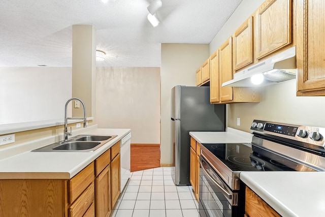 3730 Vermilion Ct S Unit 509, Eagan, MN 55122 - kitchen featuring stainless steel electric range oven, under cabinet range hood, white dishwasher, light countertops, and a textured ceiling