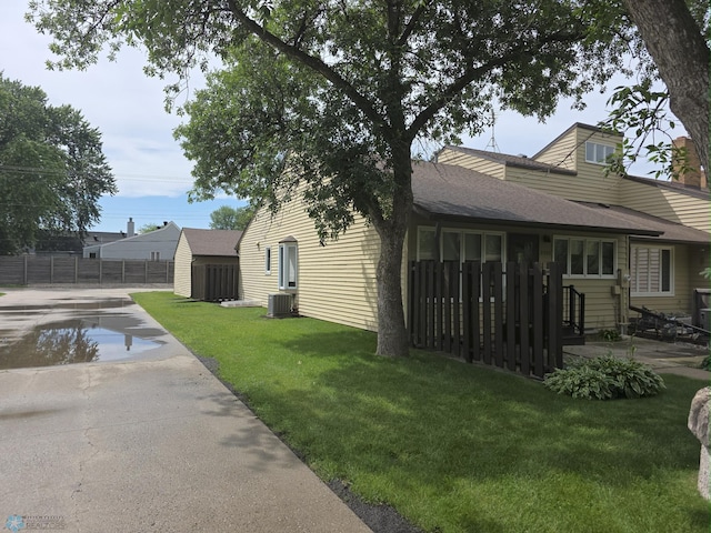 2525 Country Club Dr S, Fargo, ND 58103 - photo 2
