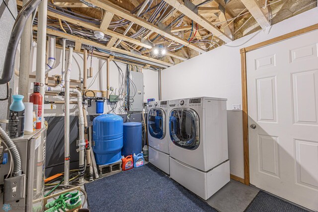 17123 Lakeview Ln, Audubon, MN 56511 - laundry room with independent washer and dryer