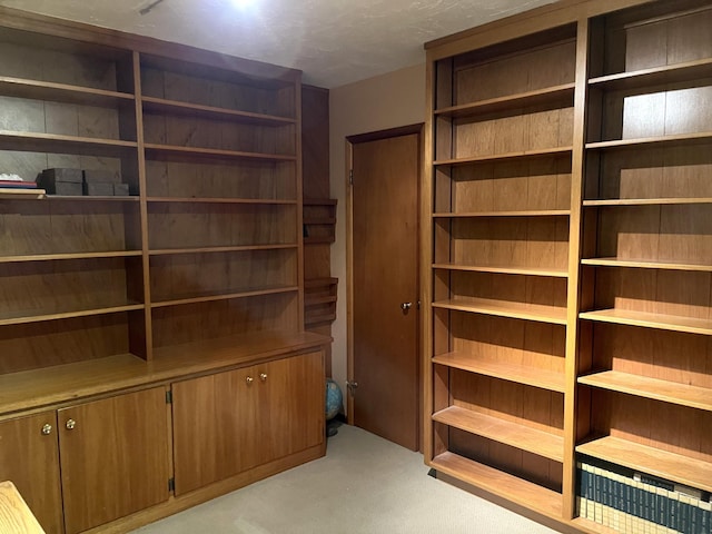 806 Highland Rd, Windom, MN 56101 - interior space