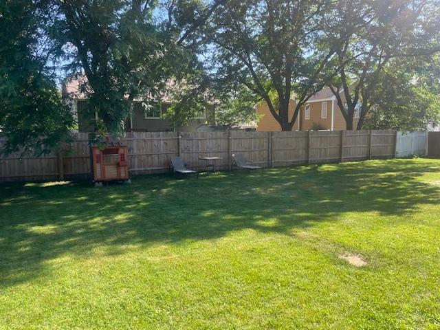 3930 99th Ave NE, Blaine, MN 55014 - view of yard
