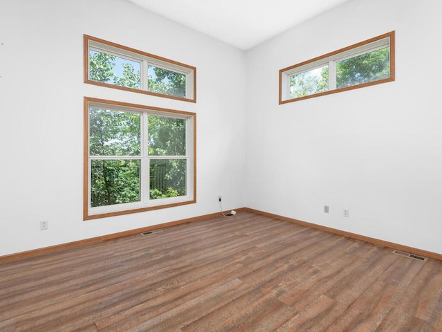 4892 Bluff Heights Trl SE, Prior Lake, MN 55372 - photo 3