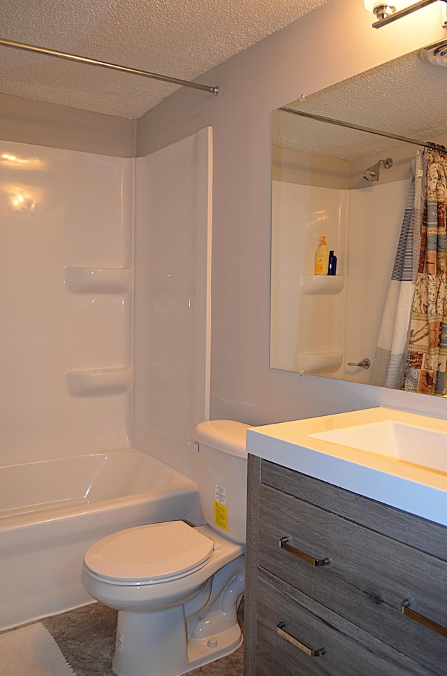 4363 Wilshire Blvd Unit 302, Mound, MN 55364 - full bath with a textured ceiling, vanity, shower / bath combo with shower curtain, and tile patterned floors