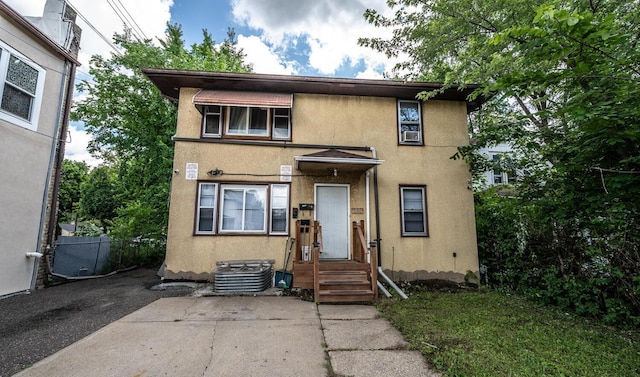 1194 Forest St, Saint Paul, MN 55106 - multi unit property with stucco siding