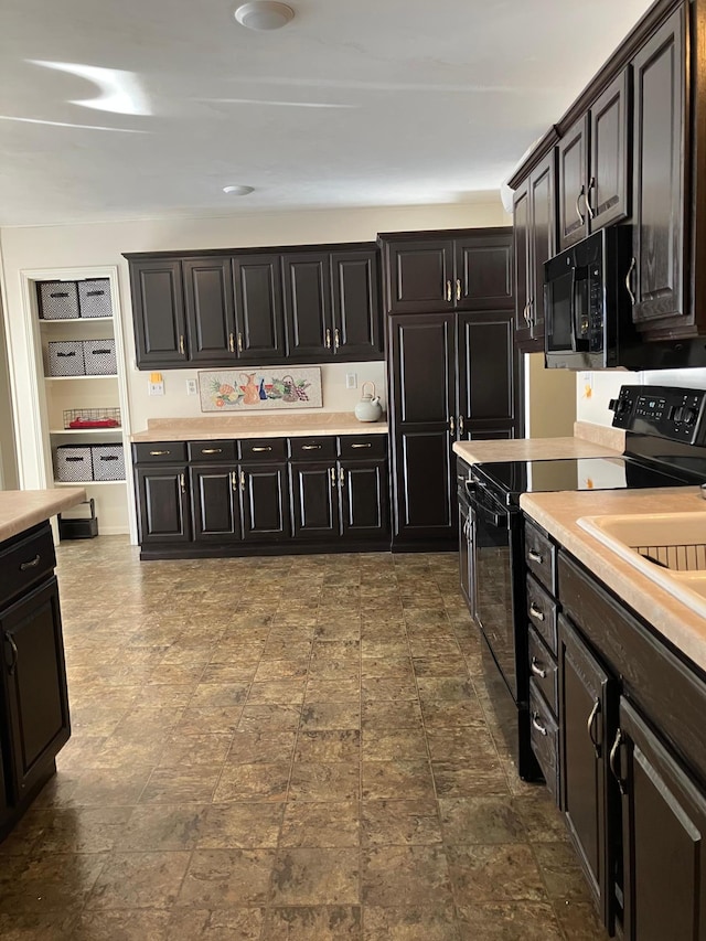2040 Summit Dr, Cushing, MN 56443 - kitchen featuring black appliances and light countertops