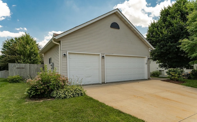 4626 Savannah Dr NW, Rochester, MN 55901 - view of detached garage