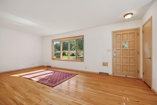 8300 Sheridan Ave S, Bloomington, MN 55431 - entrance foyer featuring light wood-type flooring and baseboards