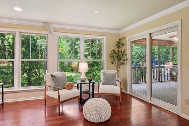 3918 Willmatt Hl, Minnetonka, MN 55305 - living area with ornamental molding, wood finished floors, and recessed lighting