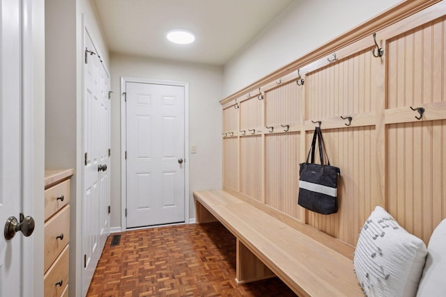 3918 Willmatt Hl, Minnetonka, MN 55305 - view of mudroom