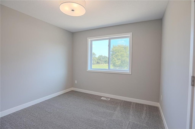 6006 Fuller Cir, Wyoming, MN 55092 - carpeted spare room featuring baseboards