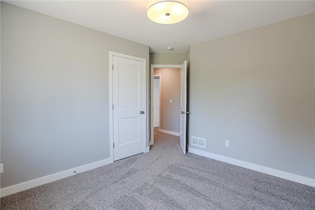 6006 Fuller Cir, Wyoming, MN 55092 - carpeted empty room with baseboards