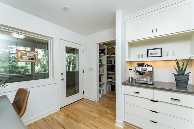 290 Wimbledon Hills Dr SW, Rochester, MN 55902 - office space featuring light wood-style floors