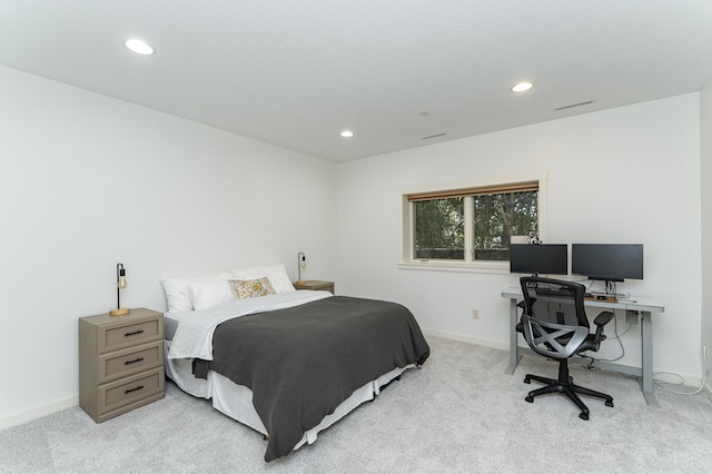 290 Wimbledon Hills Dr SW, Rochester, MN 55902 - bedroom featuring light colored carpet, recessed lighting, and a desk