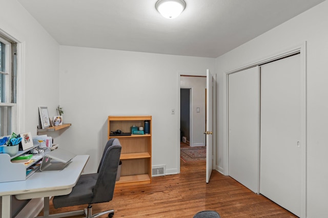 1062 Ohio St, West Saint Paul, MN 55118 - office area with wood finished floors