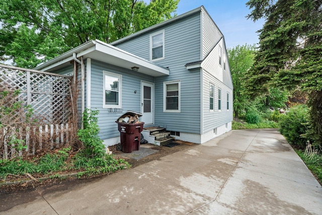 1062 Ohio St, West Saint Paul, MN 55118 - view of front of home with driveway