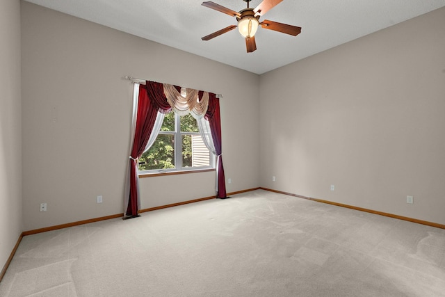 4543 Bloomberg Cir, Inver Grove Heights, MN 55076 - carpeted spare room featuring a ceiling fan and baseboards