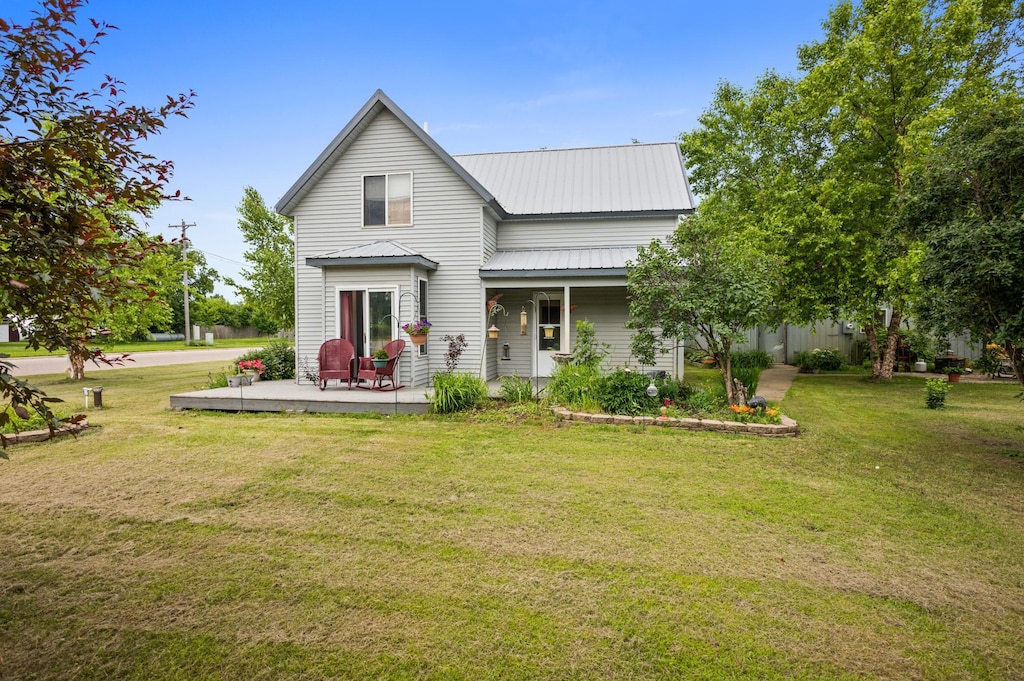601 Lincoln Ave, Villard, MN 56385 - photo 1
