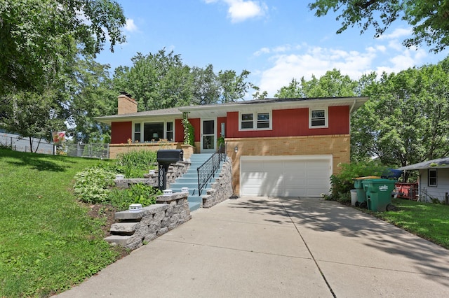 7008 Hill Pl N, Crystal, MN 55427 - photo 2