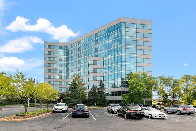 5601 Smetana Dr Unit 214, Minnetonka, MN 55343 - photo 1