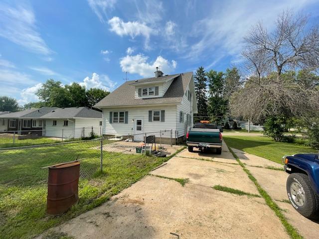 1303 8th Ave NW, Austin, MN 55912 - photo 8