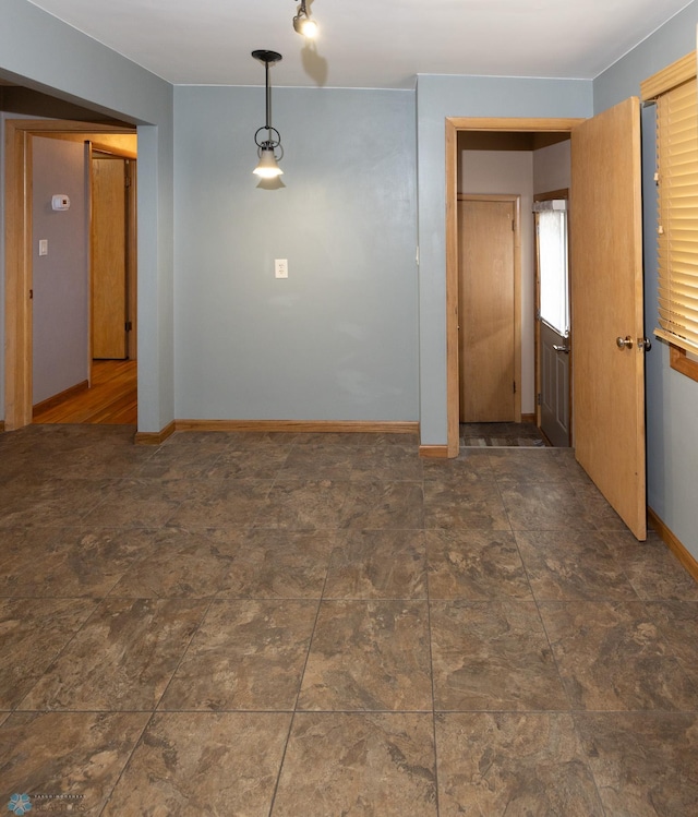 2510 10th St N, Fargo, ND 58102 - unfurnished room featuring baseboards