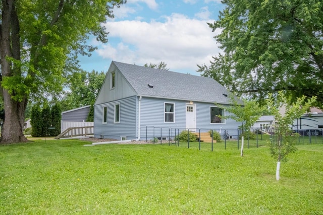 1109 Adams St, Mankato, MN 56001 - back of house with a shingled roof