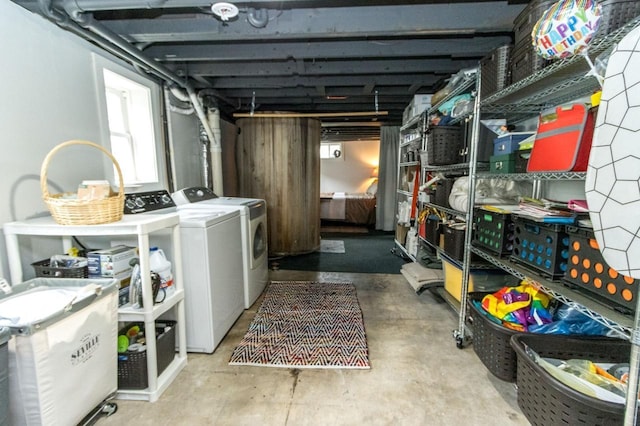 1109 Adams St, Mankato, MN 56001 - basement featuring washing machine and clothes dryer
