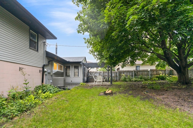 117 Division St, Mankato, MN 56001 - fenced backyard featuring a patio area