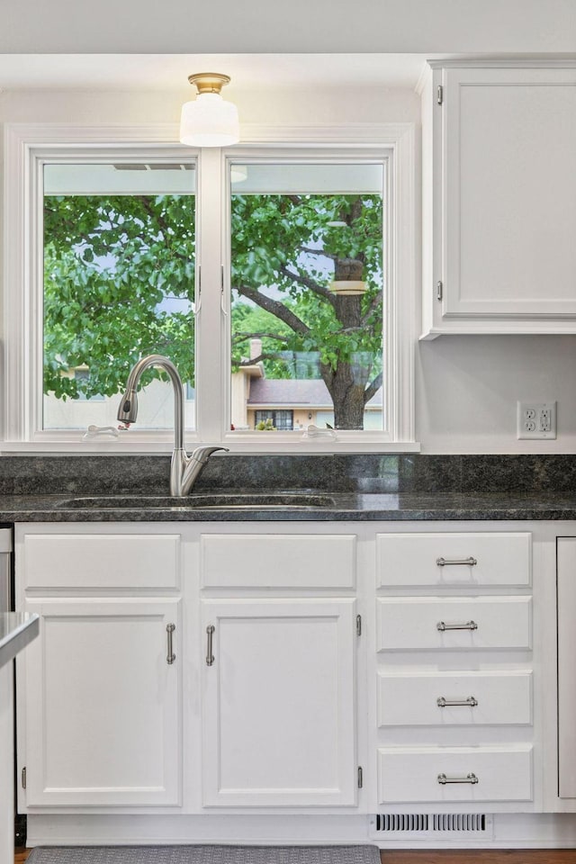 4920 Lantana Ln, Edina, MN 55435 - photo 25