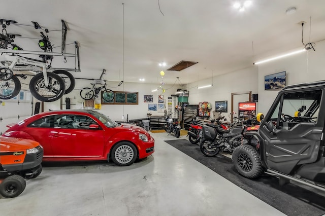 860 Prairie Meadows Dr, Hudson, WI 54016 - view of garage