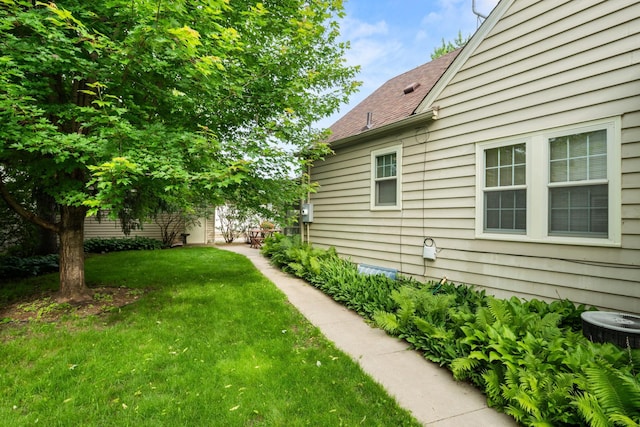 5924 10th Ave S, Minneapolis, MN 55417 - view of grassy yard