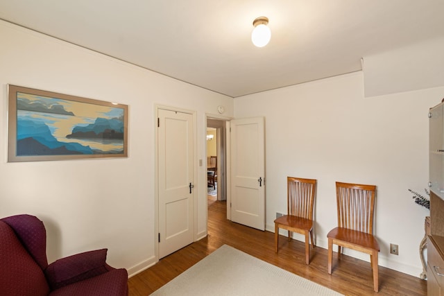 5924 10th Ave S, Minneapolis, MN 55417 - living area featuring wood finished floors and baseboards